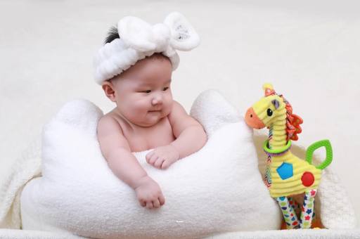 安顺宝宝多久可以竖着抱 安顺宝宝多久可以竖着抱